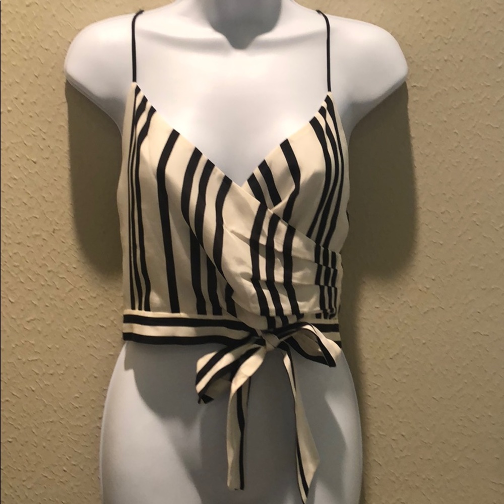 Alice + Olivia Off White and Black Crop Top NWT